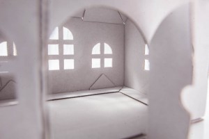 Leolandia maison tirelire intérieur